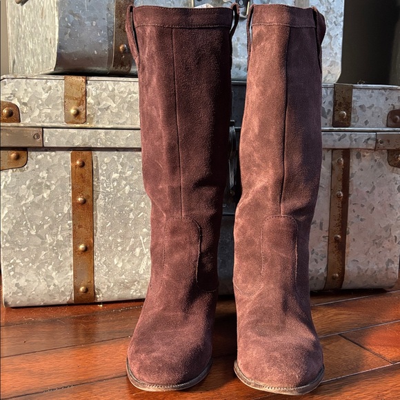 Banana Republic Under The Knee Western Riding Boots Dark Brown Suede Pull On 8.5 - Picture 3 of 15